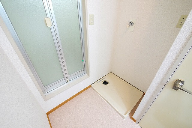 レジデンス桜池の設備|室内洗濯機置き場