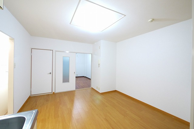 レジデンス桜池の居間・リビング|おしゃれな居間です