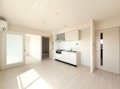 【居間・リビング】 | KDXレジデンス杉並方南町 | 11.1帖のきれいなLDK。