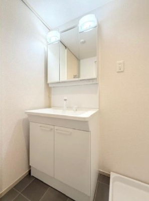 【独立洗面台】 | KDXレジデンス杉並方南町 | 嬉しい独立洗面台付き。