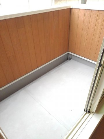 【バルコニー】