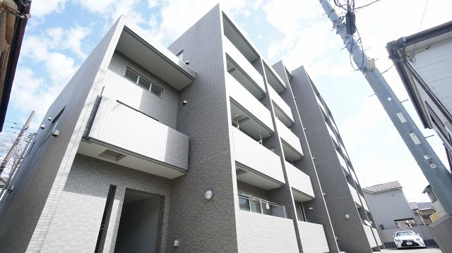 川崎市多摩区宿河原６丁目の賃貸マンションの外観