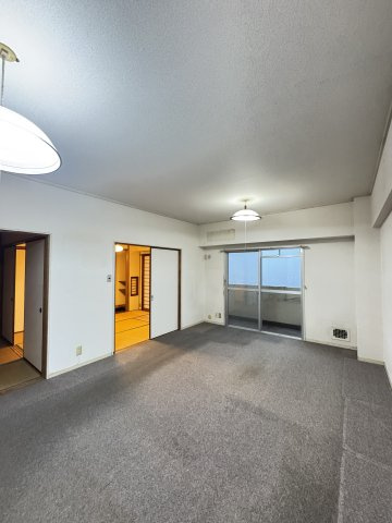 プラザ翠光(すいこう)の居間・リビング