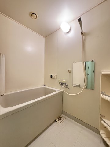 プラザ翠光(すいこう)の浴室