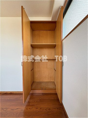 【収納】 | 三鷹新川プラザ | 洋室5帖②　収納