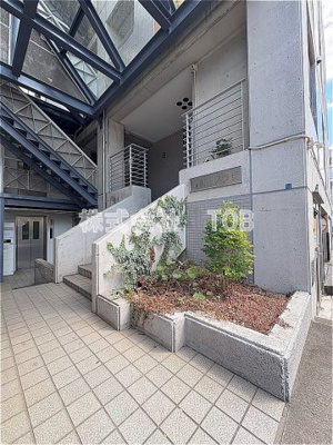 【エントランス】 | 三鷹新川プラザ