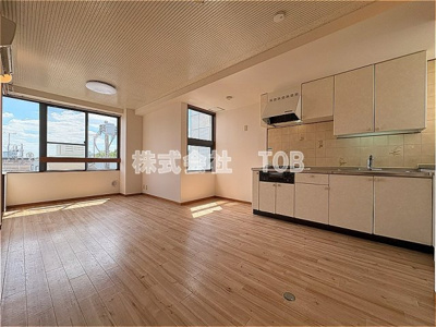 【居間・リビング】 | 三鷹新川プラザ | LDK10帖