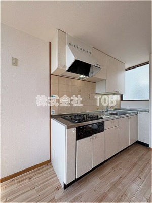 【キッチン】 | 三鷹新川プラザ | 3口グリル付き