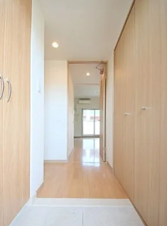 フローライト南森町の玄関