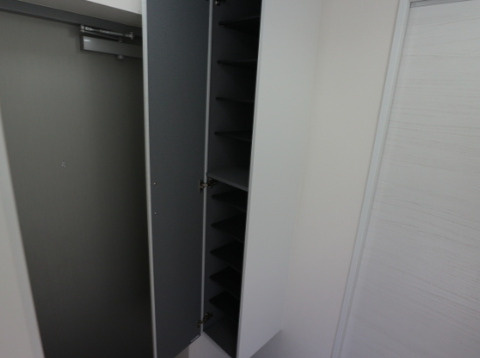 アンドベースの玄関