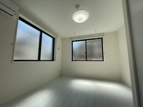 アンドベースの居間・リビング