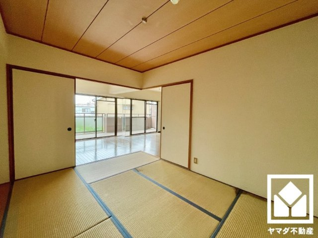 朝日プラザ石清水の和室