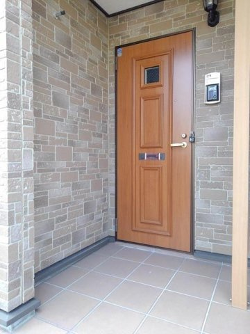 エクセラン・ルポ　Ａのエントランス