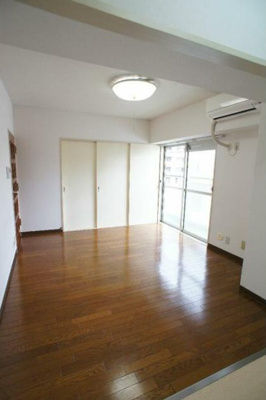 【洋室】 | 上野ロイヤルハイツ