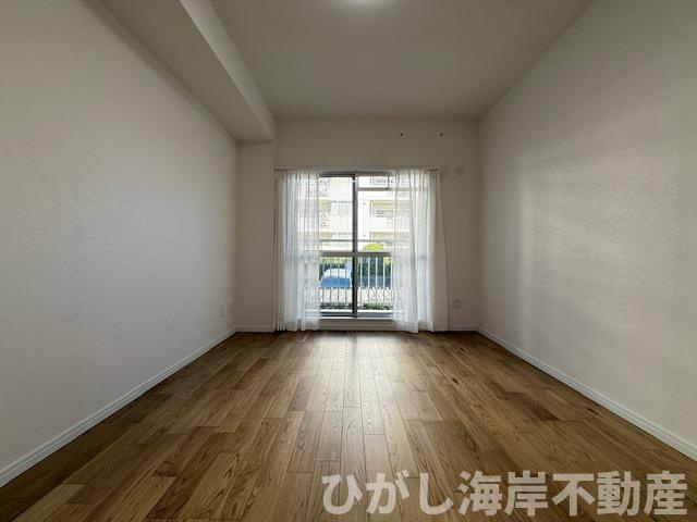 ライトタウン茅ケ崎4の洋室|新規リフォーム完了！　6.3帖　洋室