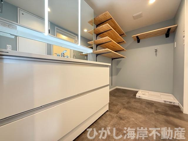 ライトタウン茅ケ崎4の脱衣所|新規リフォーム完了！　脱衣スペース