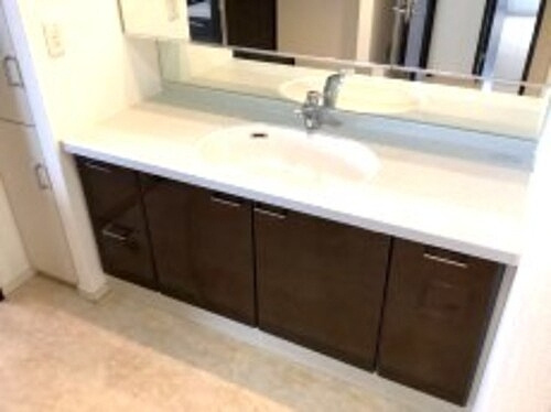 ライオンズヴィラッジオ玉川学園フォレストレジデンスの洗面所|洗面所