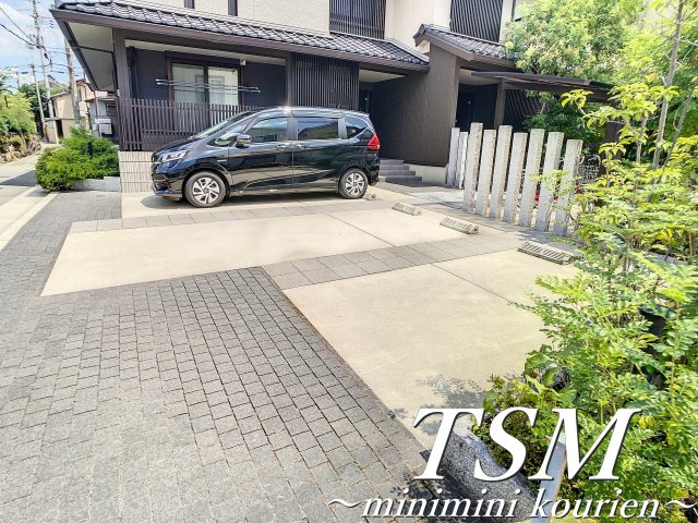 ＣＡＳＡ　純の駐車場