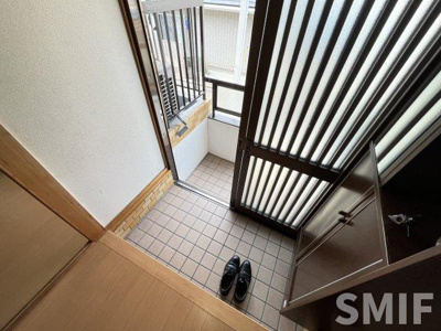 【玄関】 | 岡松貸家