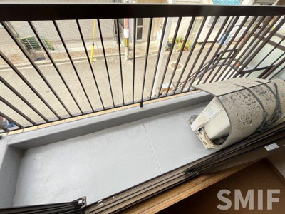 【バルコニー】 | 岡松貸家