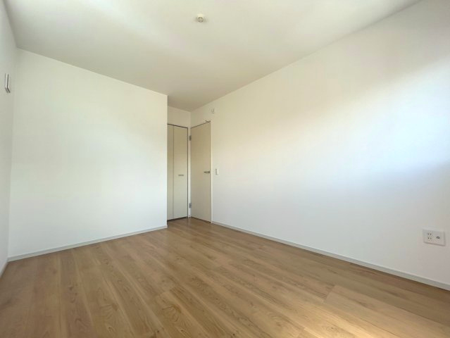 京都市西京区大原野上里紅葉町の洋室|洋室（約6.25帖）
お子様部屋にもちょうど良いです。