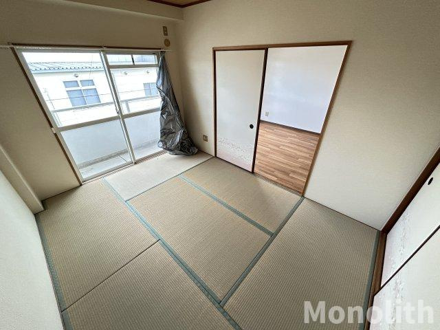 モアフェミンの和室