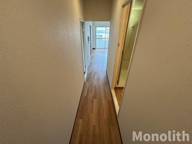 モアフェミンの内装