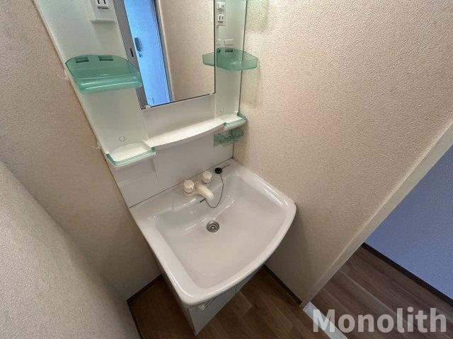 モアフェミンの独立洗面台