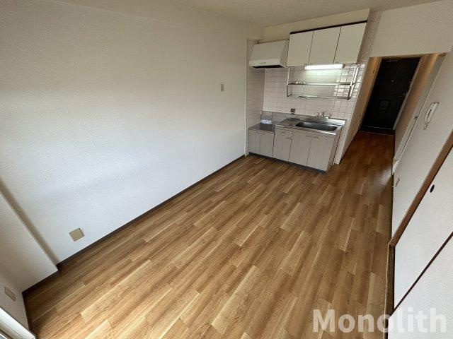 モアフェミンの内装