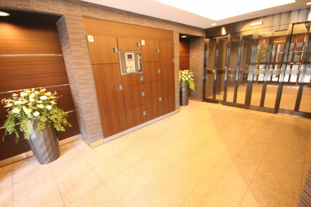 【エントランス】