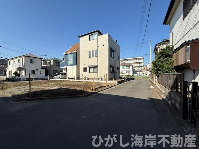 茅ヶ崎市円蔵2丁目　売地　全2区画の前面道路含む現地写真|現地外観