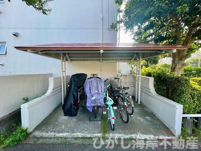 湘南ライフタウン城山住宅7号棟の駐輪場|敷地内駐輪場