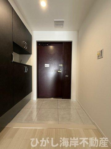 第1ハイツ茅ヶ崎の玄関|新規リフォーム完了！　玄関