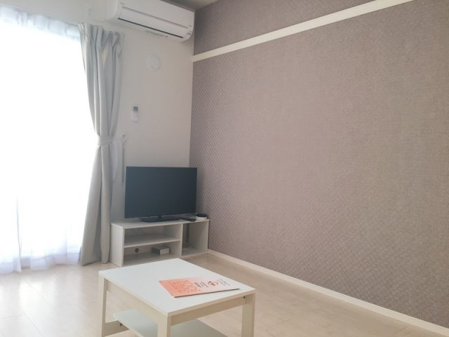 クレイノリヴェール西寺尾の居間・リビング