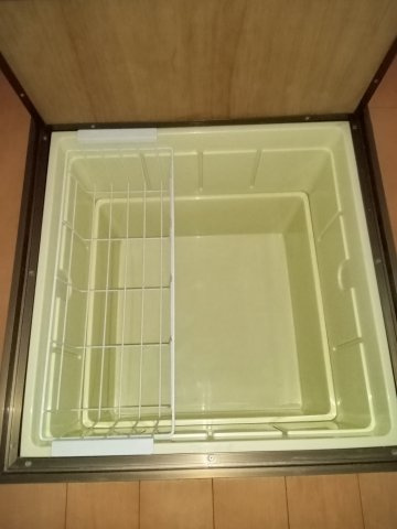 稲城市東長沼のアパートの収納