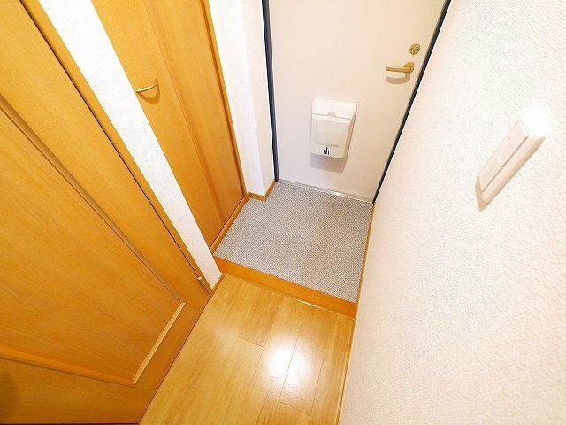 グレンツェントＹ・Ｎの玄関|落ち着いた玄関です