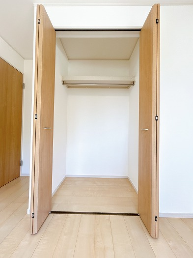 箕面市牧落５丁目　中古戸建の収納