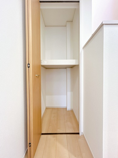箕面市牧落５丁目　中古戸建の収納