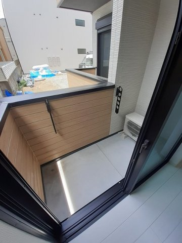 グラン　シーズン２のバルコニー|外からの目が気にならないバルコニーで洗濯物が干せます