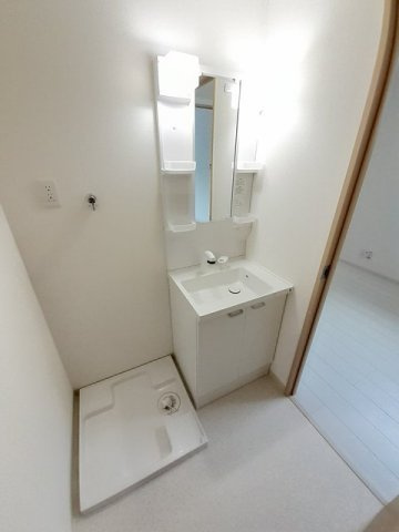 グラン　シーズン２の洗面所|スペースが確保できる洗面所です