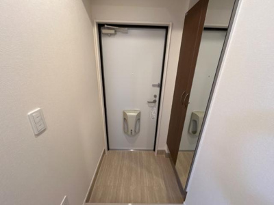 【玄関】 | コントレイル糸引 | 玄関