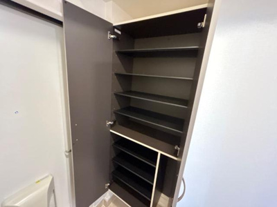 【収納】 | コントレイル糸引 | 下駄箱