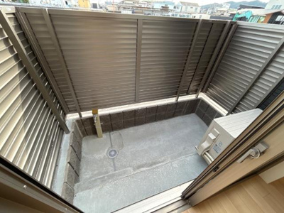 【その他】 | コントレイル糸引 | ベランダ