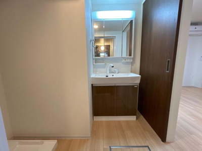 【洗面所】 | コントレイル糸引 | 洗面