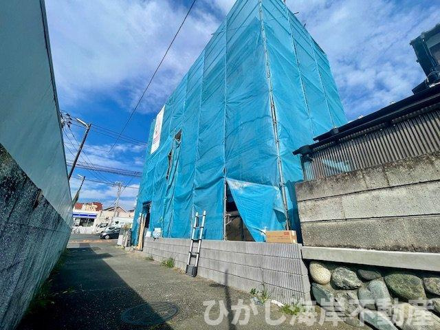 藤沢市辻堂東海岸1丁目　新築戸建の外観|8月9日撮影　建築中　現地外観