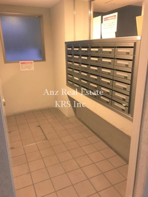 【ロビー】 | アーベル更紗北堀江 | ロビーにあるメールボックス♪