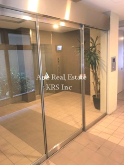 【セキュリティ】 | アーベル更紗北堀江 | カラーモニター付きインターホンで安心！