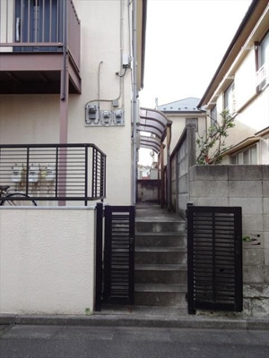 【エントランス】 | コーポマジマ