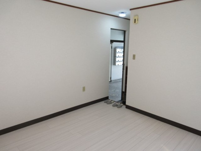 【居間・リビング】 | コーポホワイト名草