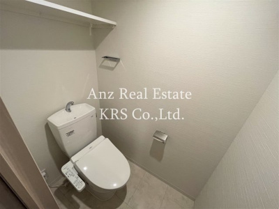 【トイレ】 | ラ・ピシーヌ南堀江 | 上部に棚あり！便利です。